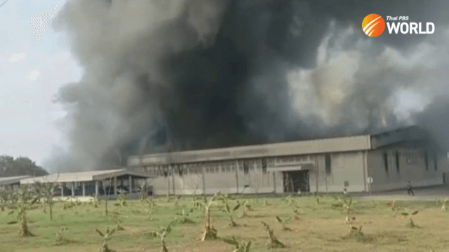 Students evacuated from school as nearby factory in Chon Buri catches fire Students evacuated from school as nearby factory in Chon Buri catches fire