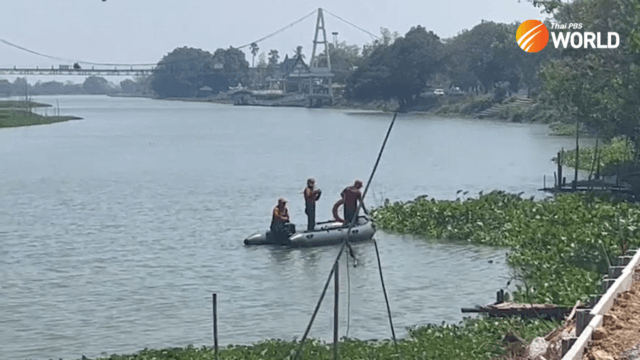 Thai police divers search canal for missing baby without success Thai police divers search canal for missing baby without success