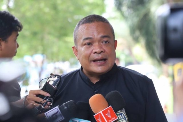 Ex-red-shirt leader Jatuporn gets 5 years in prison Ex-red-shirt leader Jatuporn gets 5 years in prison