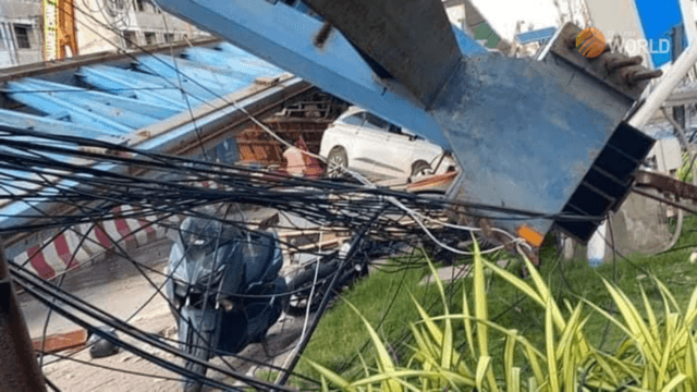 Latest : Overpass collapses in Lat Krabang, killing at least two and injuring 13 others Latest : Overpass collapses in Lat Krabang, killing at least two and injuring 13 others