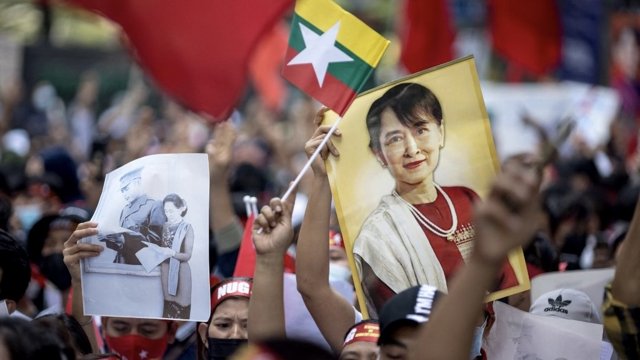 Anti-military groups doubt news of Thai FM meeting with Suu Kyi Anti-military groups doubt news of Thai FM meeting with Suu Kyi