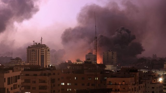 18 Thais now believed to have been killed in Israel, 3,000 want evacuation 18 Thais now believed to have been killed in Israel, 3,000 want evacuation
