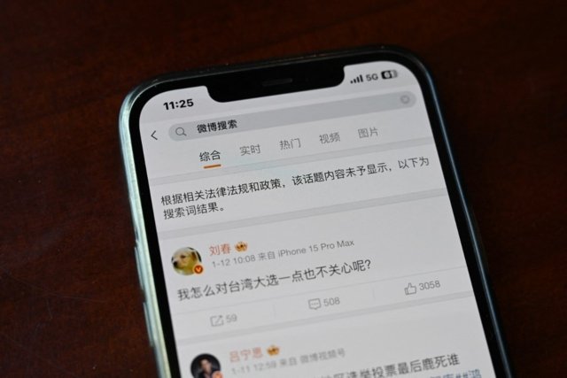 China's Weibo blocks trending Taiwan election hashtag China's Weibo blocks trending Taiwan election hashtag