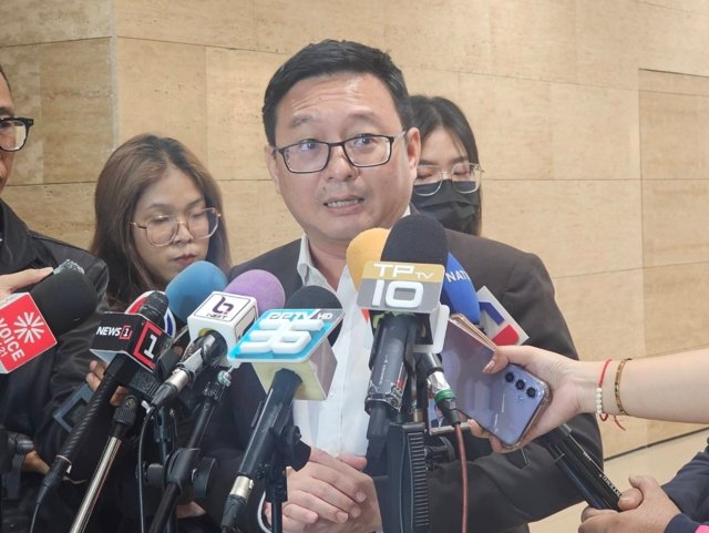 Move Forward party leader formally appointed opposition leader Move Forward party leader formally appointed opposition leader
