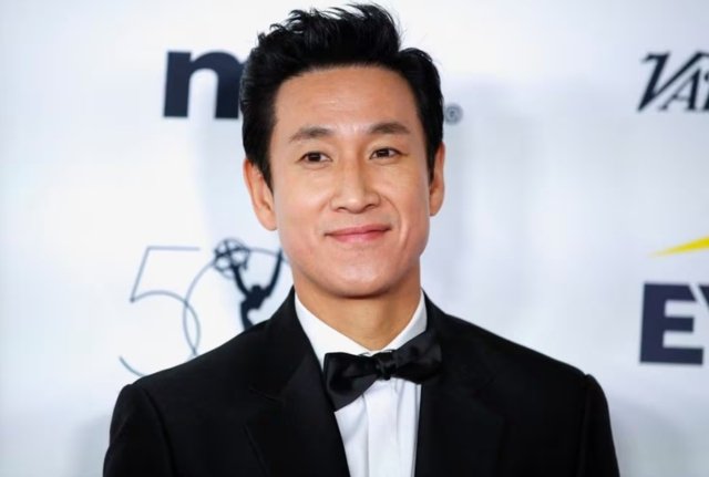Latest : Parasite' actor Lee Sun-kyun found dead in apparent suicide: report Latest : Parasite' actor Lee Sun-kyun found dead in apparent suicide: report