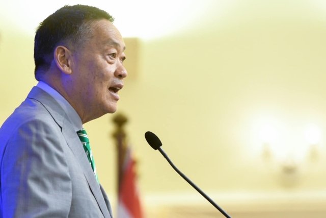 PM to visit Narathiwat today to inspect flooding PM to visit Narathiwat today to inspect flooding