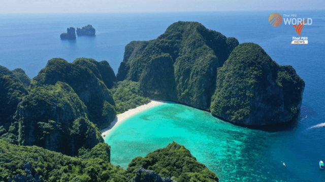 Maya Bay voted world’s third best beach by Lonely Planet Maya Bay voted world’s third best beach by Lonely Planet