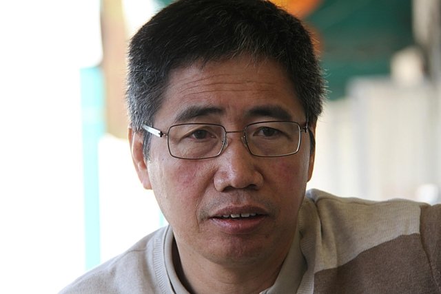 Vietnam arrests prominent journalist over Facebook posts Vietnam arrests prominent journalist over Facebook posts