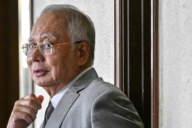 Malaysia's Najib loses legal bid to serve sentence under house arrest Malaysia's Najib loses legal bid to serve sentence under house arrest