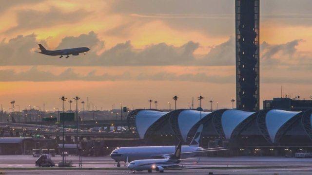Alcohol sale ban at airports on Buddhist holidays to be lifted Alcohol sale ban at airports on Buddhist holidays to be lifted