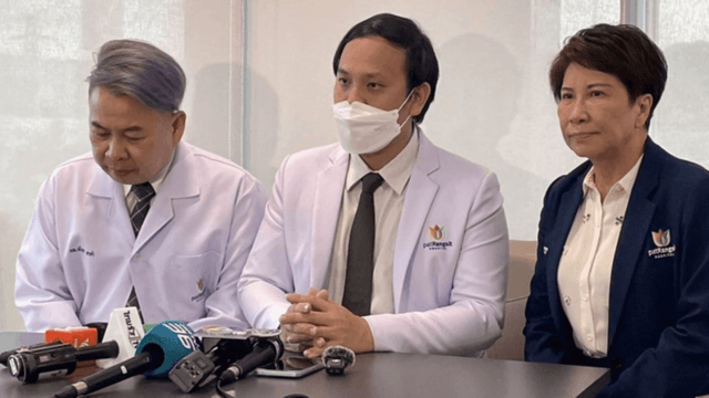 Two coach fire students in ICU, one may lose her eyesight Two coach fire students in ICU, one may lose her eyesight