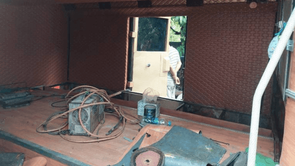 Bus blaze tour firm caught removing CNG tanks from 5 other coaches Bus blaze tour firm caught removing CNG tanks from 5 other coaches