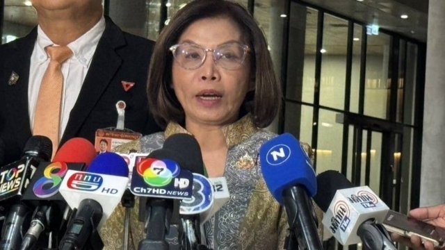 Minister admits trying to mediate iCon Group-investor conflict Minister admits trying to mediate iCon Group-investor conflict