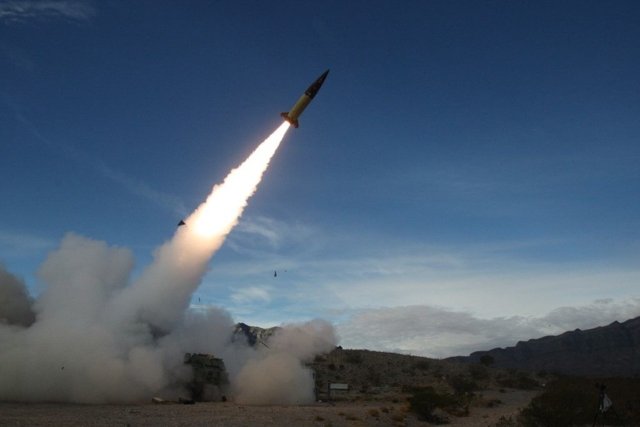 Biden answers missile pleas from Ukraine as clock ticks down Biden answers missile pleas from Ukraine as clock ticks down