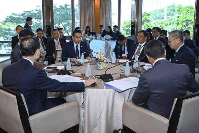 Thailand must act decisively on Myanmar crisis, say experts Thailand must act decisively on Myanmar crisis, say experts