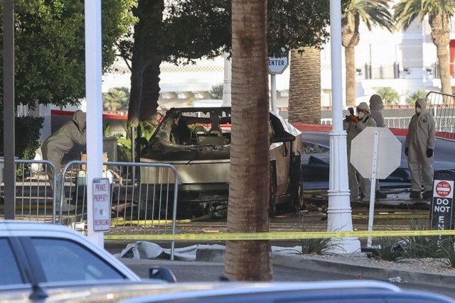 Cybertruck explodes outside Trump hotel in Las Vegas, killing one Cybertruck explodes outside Trump hotel in Las Vegas, killing one