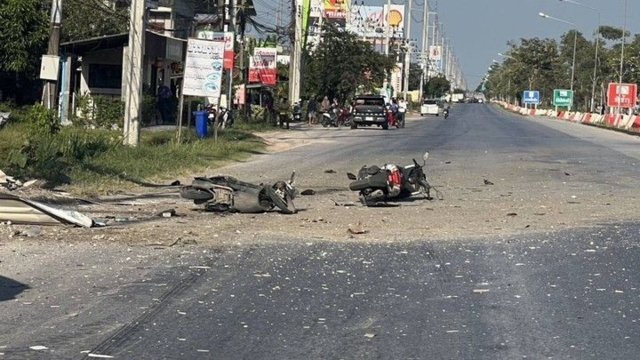 Four officers injured in Pattani blast Four officers injured in Pattani blast