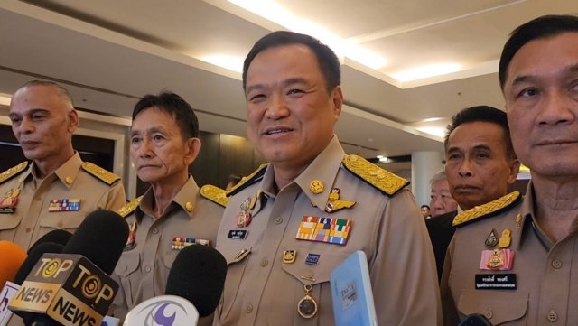 Anutin dismisses Cabinet reshuffle speculation Anutin dismisses Cabinet reshuffle speculation