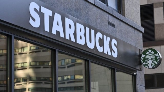 Starbucks ordered to pay $50m for hot tea spill Starbucks ordered to pay $50m for hot tea spill