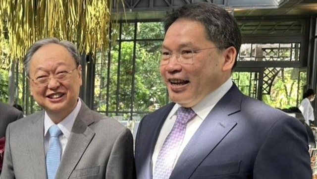 Former leader and secretary general of Palang Pracharath party call it quits Former leader and secretary general of Palang Pracharath party call it quits