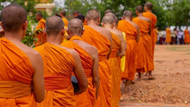 HM the King revokes royal command appointing 81 senior monks HM the King revokes royal command appointing 81 senior monks