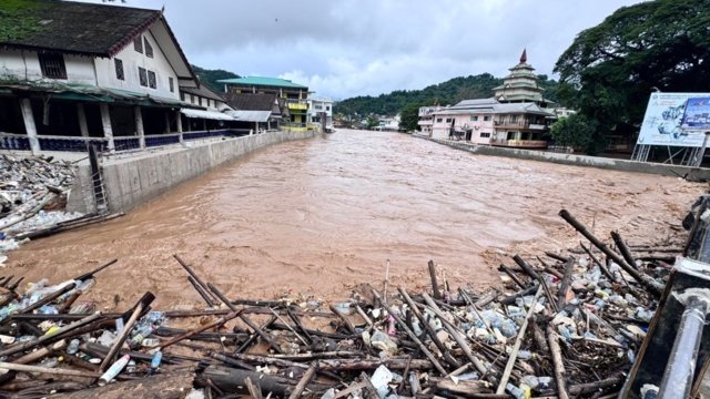 Mae Sai hit by renewed flooding Mae Sai hit by renewed flooding