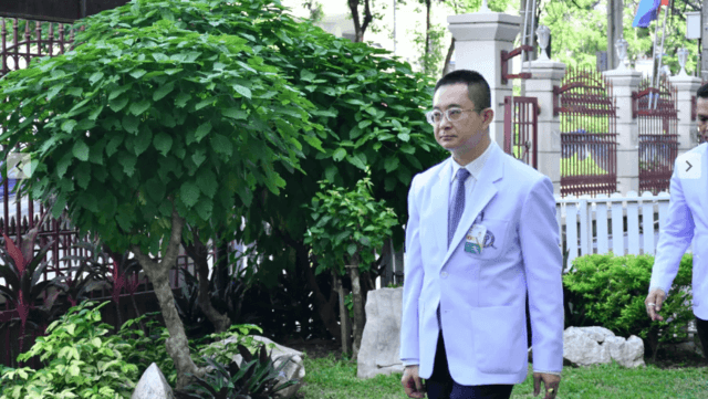 Police Hospital chief doctor transferred over Thaksin’s VVIP stay Police Hospital chief doctor transferred over Thaksin’s VVIP stay