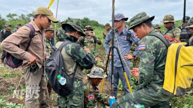Thailand and Cambodia complete install of temporary border markers in Chanthaburi Thailand and Cambodia complete install of temporary border markers in Chanthaburi