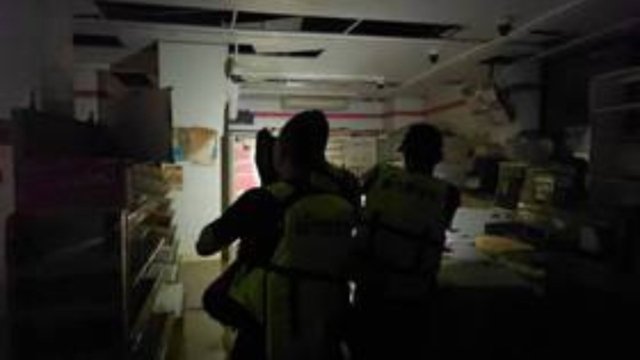 Widespread looting in Hat Yai’s infamous Zone 8, crackdown launched Widespread looting in Hat Yai’s infamous Zone 8, crackdown launched