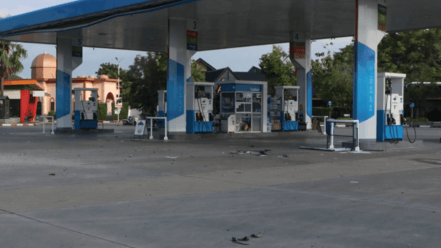 Curfew and stop-and- search powers imposed in Narathiwat Curfew and stop-and- search powers imposed in Narathiwat