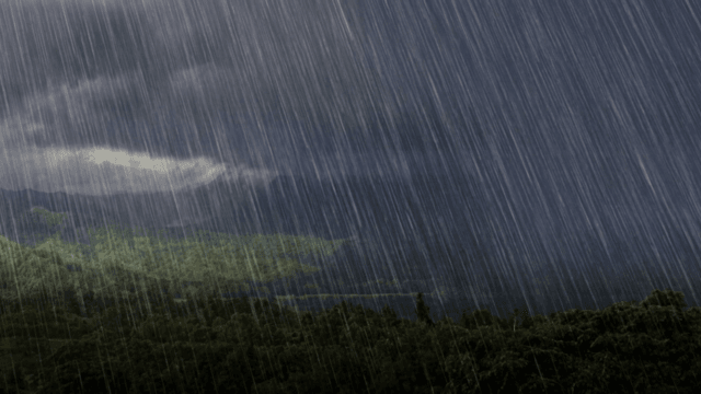 Heavy downpours, flood warnings in Bangkok and eastern provinces Heavy downpours, flood warnings in Bangkok and eastern provinces