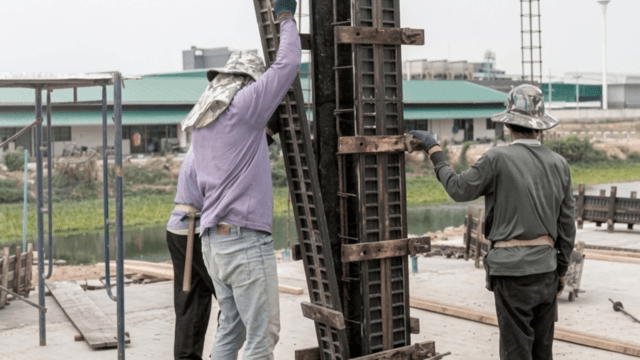 Myanmar workers' remittances still bypass banks Myanmar workers' remittances still bypass banks