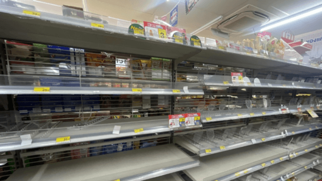 Ready-to-eat food shortages in Bangkok’s convenience stores Ready-to-eat food shortages in Bangkok’s convenience stores