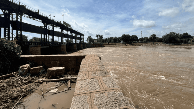 Increased water discharge from Phra Ram 6 Dam Increased water discharge from Phra Ram 6 Dam
