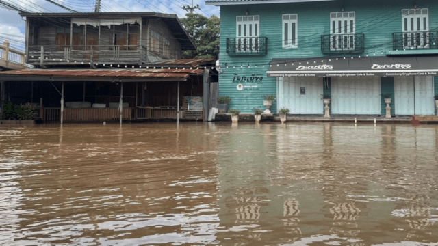 Samut Songkhram braces for floods as Bangkok dries up Samut Songkhram braces for floods as Bangkok dries up