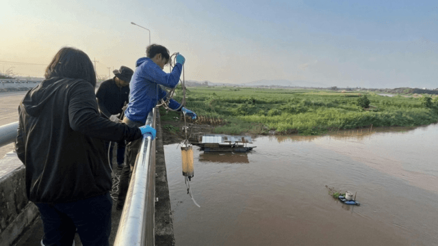 Chiang Rai warns against using Sai River water, eating fish Chiang Rai warns against using Sai River water, eating fish