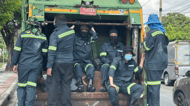 Police go undercover as garbage collectors, arrest alleged drug ring boss Police go undercover as garbage collectors, arrest alleged drug ring boss
