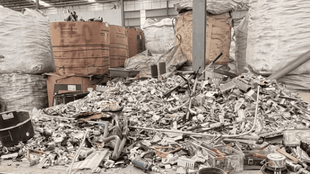 Ban on import of iron scrap proposed to prevent smuggling of industrial waste Ban on import of iron scrap proposed to prevent smuggling of industrial waste