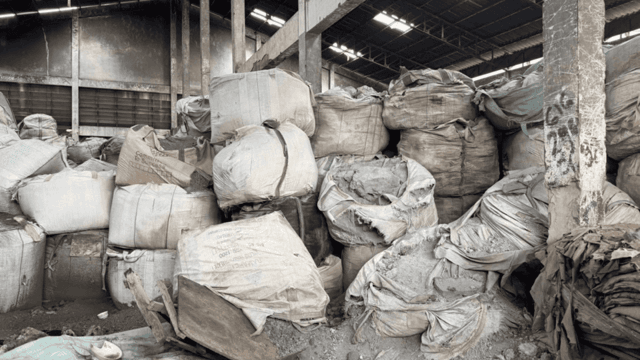 200 tonnes of aluminium dross found in abandoned factory in Samut Sakhon 200 tonnes of aluminium dross found in abandoned factory in Samut Sakhon