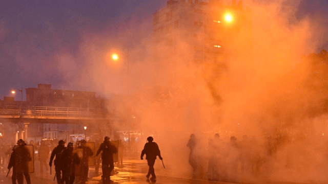 Fresh clashes rock France as protesters march on Fresh clashes rock France as protesters march on