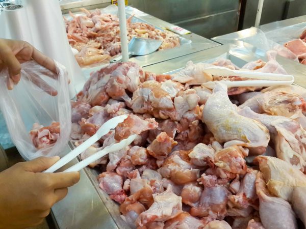 Chickens and chicken meat to be declared controlled goods in Thailand