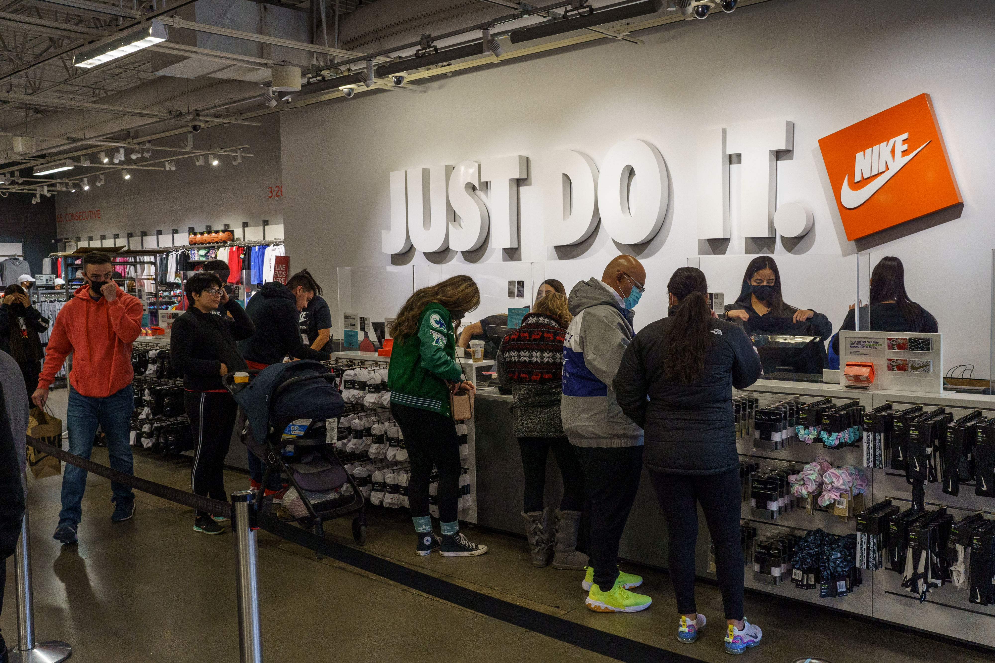 Nike, IKEA close Russian stores as sanctions, restrictions bite Thai PBS World : The latest Thai news in English, News Headlines, World News and News in both Thai and