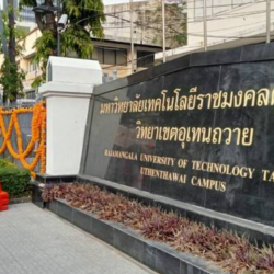 Pheu Thai leader backs Srettha as PM, for now